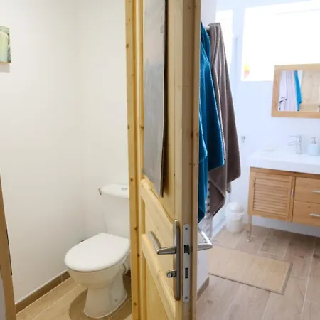 Loue Neuf Apartment Err